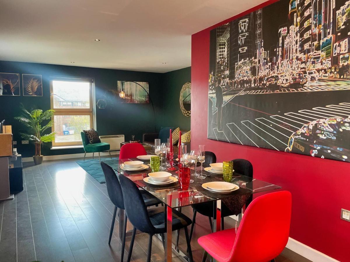 Historic Clock Tower Apartment With Rooftop Terrace And Free Secure Parking Шефилд Экстерьер фото