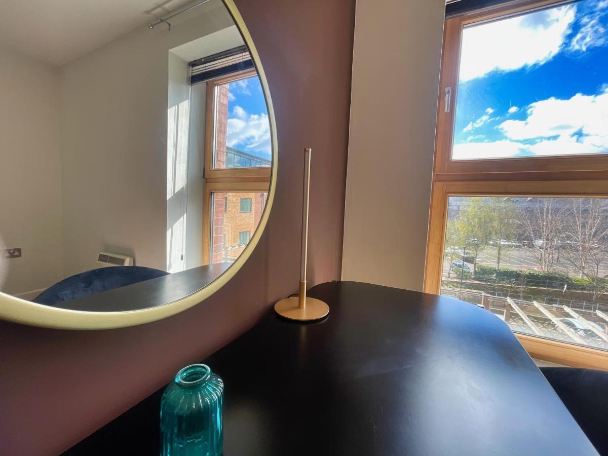Historic Clock Tower Apartment With Rooftop Terrace And Free Secure Parking Шефилд Экстерьер фото